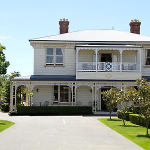 Merivale Manor Hotel
